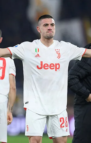Juventus, Merih Demiral'ın doğum gününü özel bir video ile kutladı