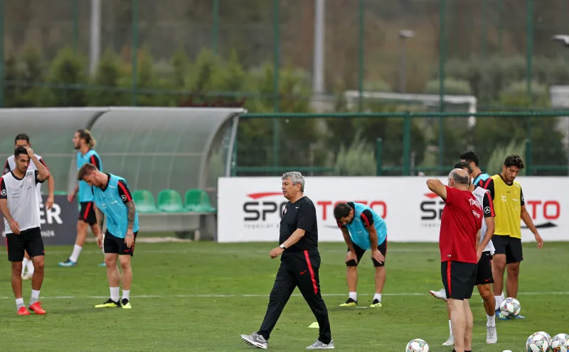 A Milli Futbol Takımı'nda mesai başladı! Türkiye - Rusya maçı ne zaman? - 7