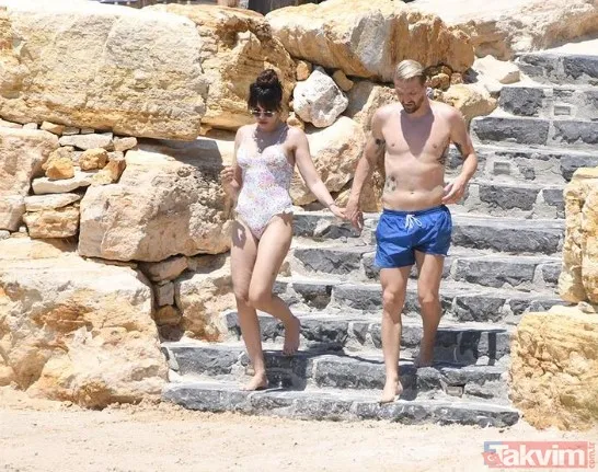 Demet Akalın bikini üstünü çıkarttı yarı çıplak haliyle olay! O görüntüyü gören dönüp bir daha baktı: "Gözümüze soktu" - 45