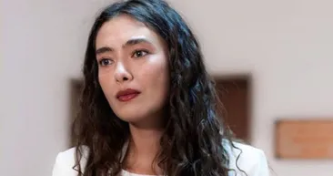 Neslihan Atagülün pabucu dama atıldı! Neslihan Atagülün Rus annesi güzelliğiyle kızını solladı