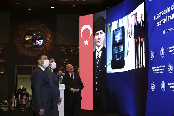 icisleri-bakanisuleyman-soylu-elektronik-kimlik-dogrulama-sisteminin-tanitimini-yapti-1626283773928.jpg