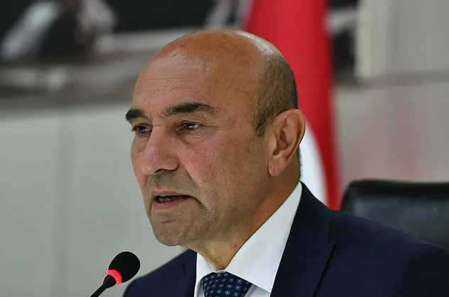 CHP'li Tunç Soyer'in keyif çatmak için Tarihi Şato Restoran'ı Başkanlık Konutu'na çevirmesine tepkiler büyüyor