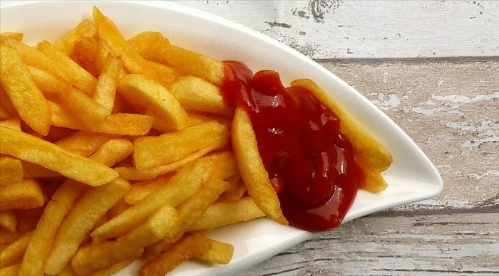 ici-yumusacik-disi-citir-agizda-dagilan-patates-kizartmasi-tarifi-denemeyen-bin-pisman-oluyor-1703144401846.jpg İçi yumuşacık dışı çıtır ağızda dağılan patates kızartması tarifi! Denemeyen bin pişman oluyor-2