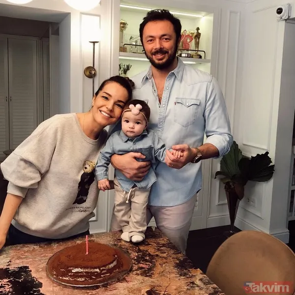 Bebek göründü! Bengü “Minik oğlum ve ben” dedi ayna karşısında verdiği pozu paylaştı yorum yağdı - 21