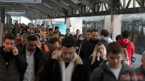 Bunun Yanı Sıra Mahalledeki Nüfus, Anadolu'daki Birçok İlçeyi Ve İstanbul'daki Şile, Adalar İle Çatalca İlçelerinin Nüfusunu Da Geride Bırakıyor.
