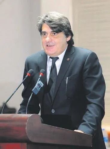 Beşiktaş'ta Fikret Orman depremi! Görevi bırakma kararı aldı...-4