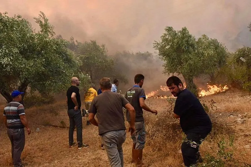 GECE GÖRÜŞLÜ HELİKOPTERLER DEVREDE-1