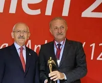 İş isteyen kadına tecavüz eden CHP’li Ahmet Deniz Atabay’ın yaptırdığı heykel yasak aşkı çıktı