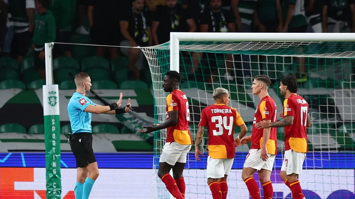 Spor yazarları Sporting Lizbon mağlubiyetini ve Okan Buruk'u yorumladı