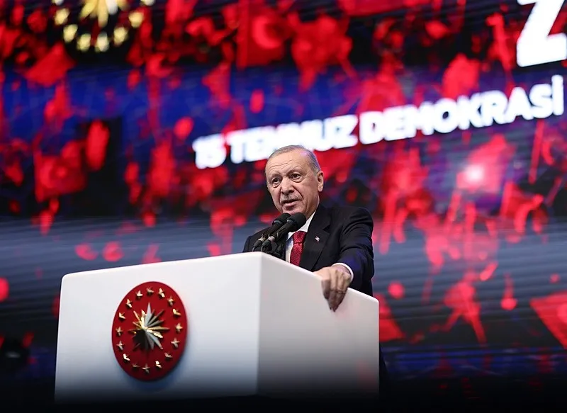 fetonun-koku-kurutulacak-baskan-erdogandan-kararlilik-mesaji-turkiye-hainlerin-basini-ezecek-kudrete-sahip-1784137010365.jpeg FETÖ'nün kökü kurutulacak! Başkan Erdoğan'dan kararlılık mesajı: Türkiye hainlerin başını ezecek kudrete sahip-4