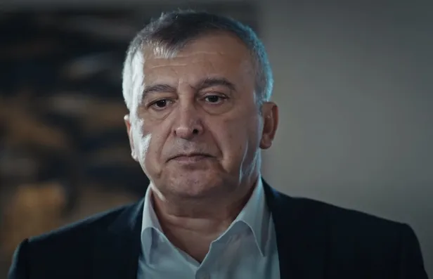duyan-kucuk-dilini-yutacak-eskiya-dunyaya-hukumdar-olmazin-tufan-reisi-kararini-verdi-1627727192443.jpg Duyan küçük dilini yutacak! Eşkıya Dünyaya Hükümdar Olmaz'ın Tufan Reis'i kararını verdi-6