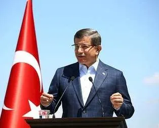 Davutoğlu işçilerle kahvaltıda buluştu