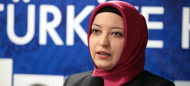 1684074326538.jpeg Sakarya'da İYİ Parti görevlilerinden çirkin provokasyon! AK Parti Milletvekili adayı Çiğdem Erdoğan Atabek'e saldırdılar-3