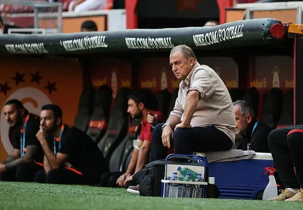 galatasarayda-530-milyonluk-buyuk-husran-fatih-terim-hedefte-alexandru-cicaldau-olimpiu-morutan-halil-dervisoglu-1632414636767.jpeg Galatasaray'da 530 milyonluk büyük hüsran! Fatih Terim hedefte: Alexandru Cicaldau, Olimpiu Morutan, Halil Dervişoğlu...-3