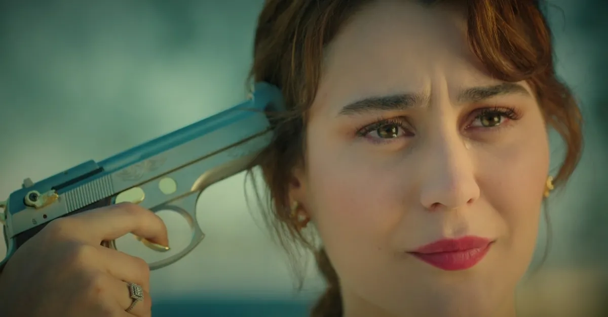Kalp Yarası 2. bölüm 2 fragmanı yayınlandı! "Anlat; beni nasıl zorla öptüğünü anlat"