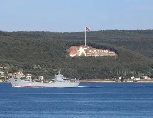 Çanakkale Boğazı’nda dikkat çeken görüntü