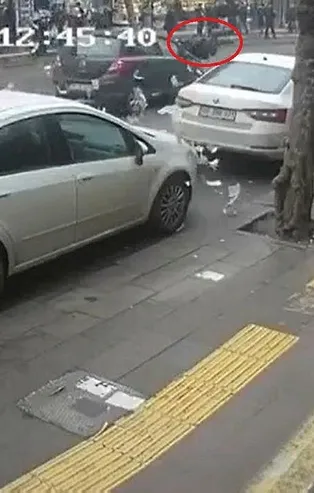 Cezadan kurtulayım derken elindeki paralar yola saçıldı! Yer: Ankara