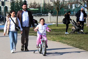 Mart ortasında 27 dereceyi göreceğiz! Afrika’dan çöl tozu ve sıcak hava dalgası geliyor: O tarihte pik yapacak