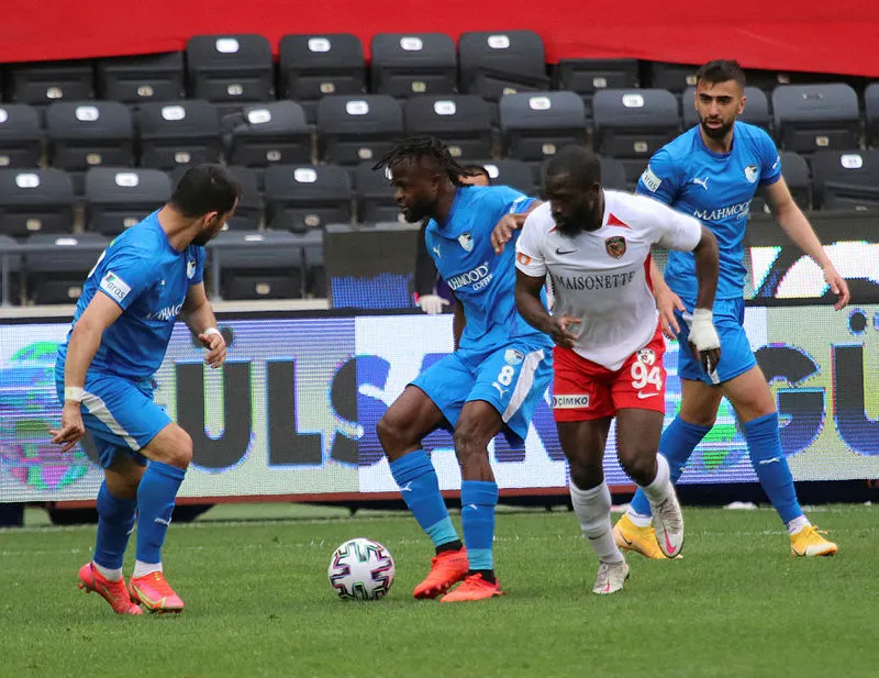 Yılmaz Vural 3’te 3 yaptı