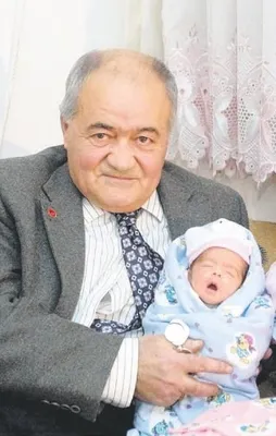 57’sinde anne 65’inde baba!