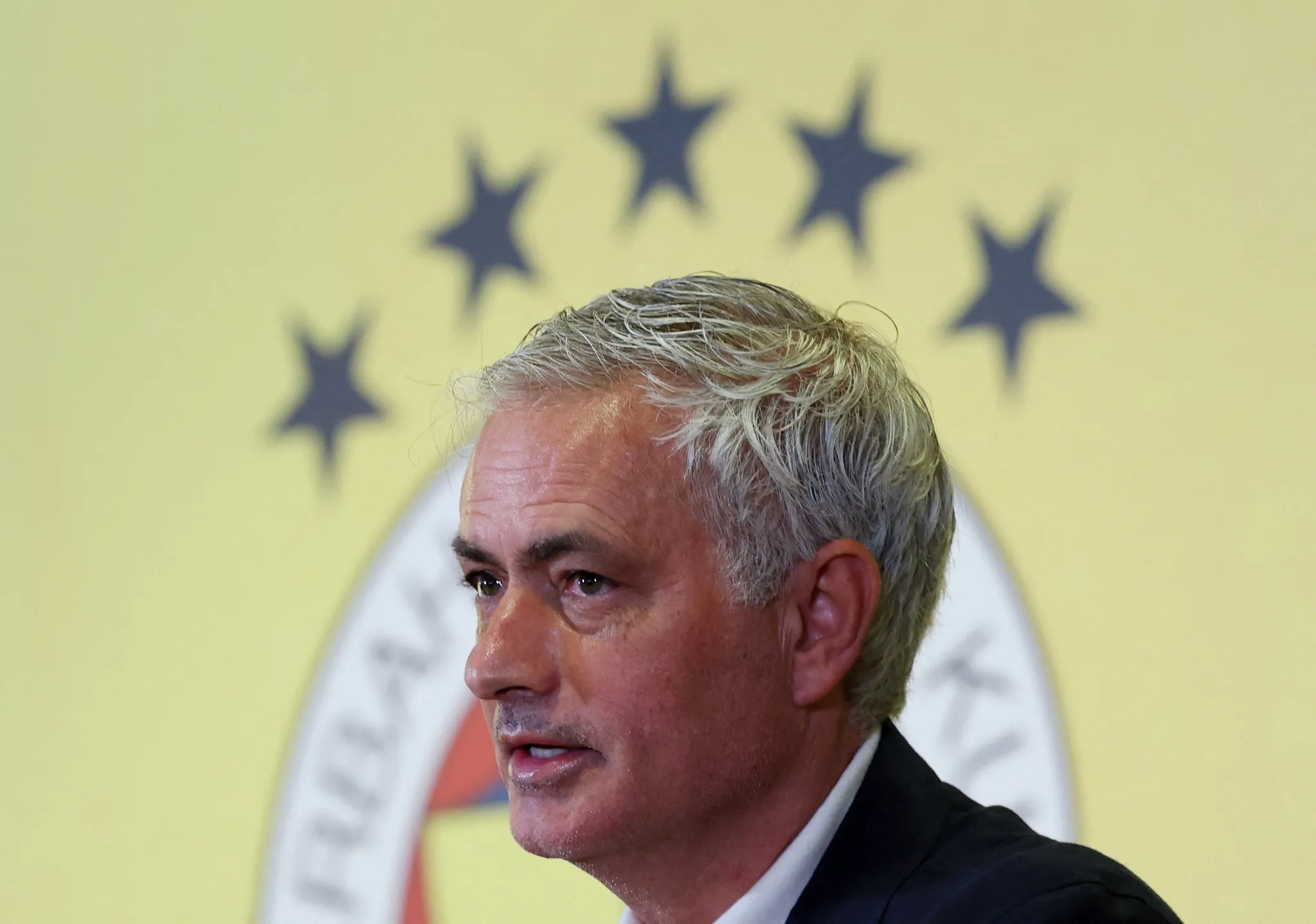 Fenerbahçe'de Jose Mourinho neşteri vuruyor! Yepyeni bir takımla hedef şampiyonluk... İşte istemediği isimler - 13