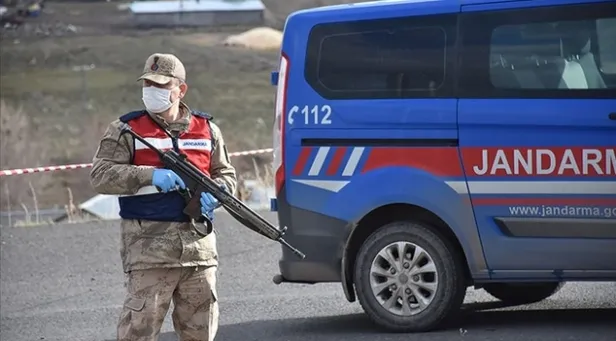 iki-kati-maas-verilecek-jandarma-genel-komutanligi-sozlesmeli-personel-alimi-yapiyor-jgk-basvuru-sartlari-neler-1614764500108.jpg İki katı maaş verilecek! Jandarma Genel Komutanlığı sözleşmeli personel alımı yapıyor! JGK başvuru şartları neler?-4