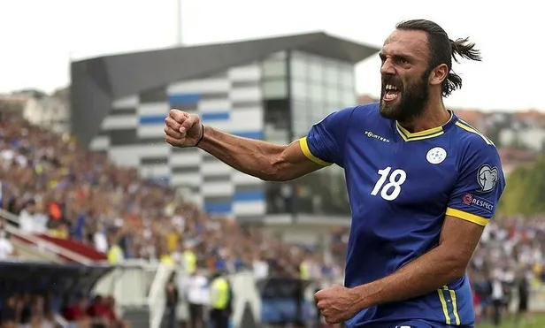 İtalyan basınından Vedat Muriç bombası: Fenerbahçe'ye Türkiye'den rakip çıktı!-5