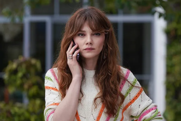 bir-kucuk-gun-isigi-32-bolumde-yasanacaklar-ortaya-cikti-bir-kucuk-gun-isigi-32-bolum-fragmanlari-ve-ipuclari-1682674506056.jpg Bir Küçük Gün Işığı 32. bölümde yaşanacaklar ortaya çıktı! Bir Küçük Gün Işığı 32. bölüm fragmanları ve ipuçları...-5