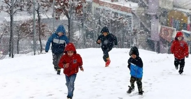 Karabük ve Giresun’da okullar tatil mi? 17 Ocak Pazartesi Karabük ve Giresun’da okullarda ders olacak mı? Valilik açıklaması…