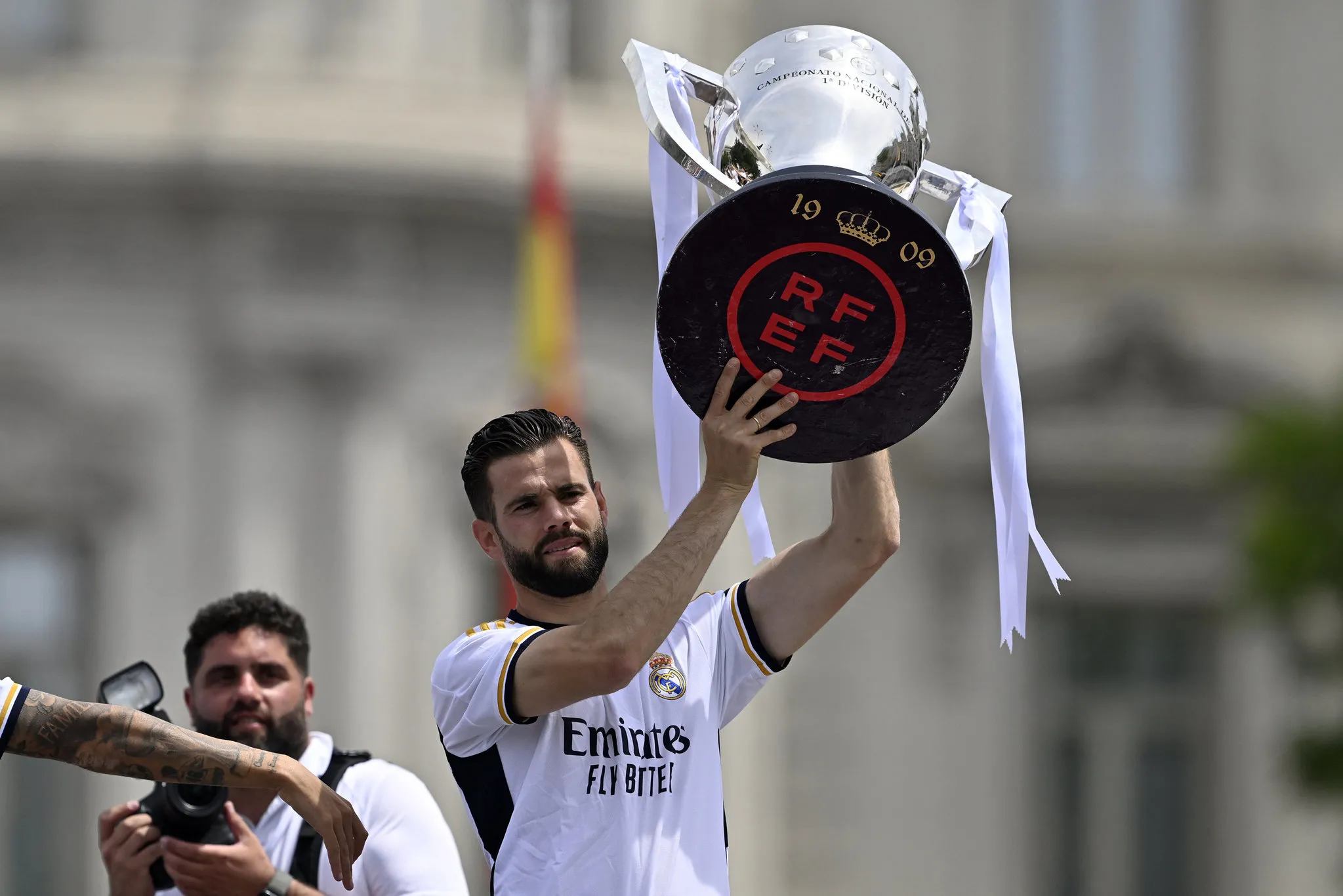 Jose Mourinho'dan Florentino Perez'e telefon! "O yıldızı Fenerbahçe'ye bırak" - 18