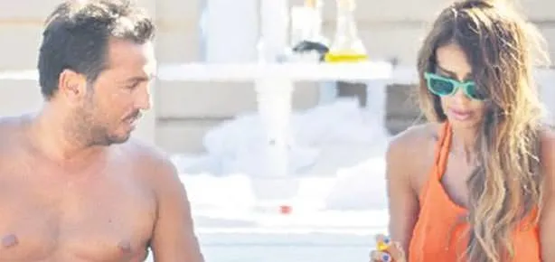 Sosyetik playboy centilmen çıktı!