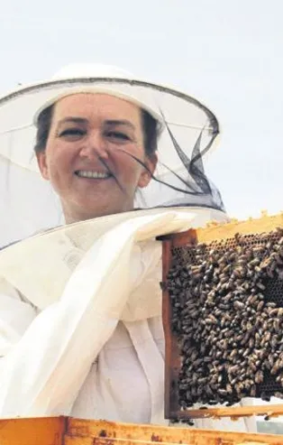 Bankacılığı bırakıp ‘arıcı’ oldu