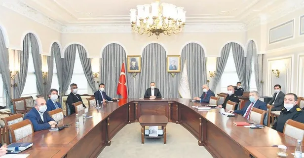 30 büyükşehirde seyahatler izine bağlandı