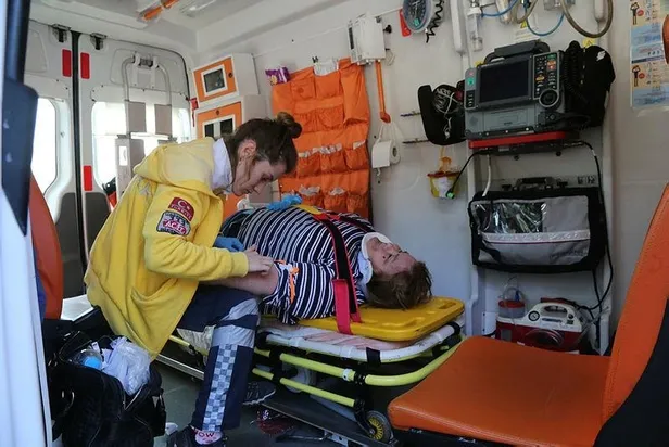 Son dakika: Tem Otoyolu Ümraniye Mevkiinde Zincirleme Kaza: 3 Yaralı-2