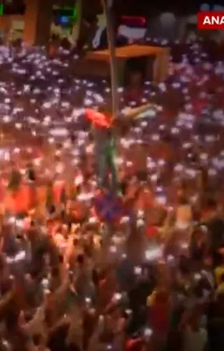 Türkiye beka savaşında birileri pusuda