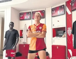 Golovin formayı giydi