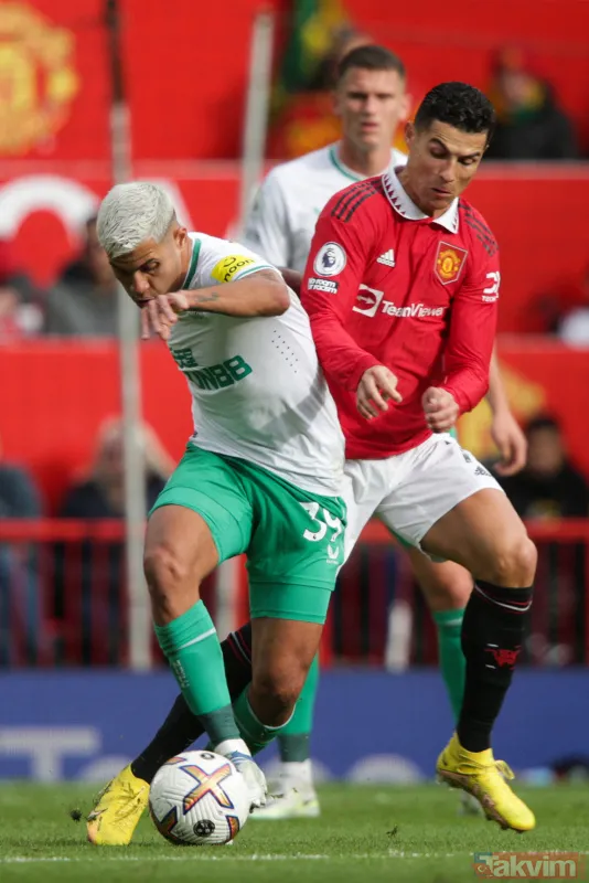 Manchester United, Newcastle United'a diş geçiremedi! Cristiano Ronaldo ve Sir Alex Ferguson yıllar sonra yan yana... - 2