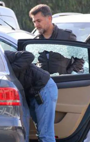 Oto galeriye silahlı saldırı