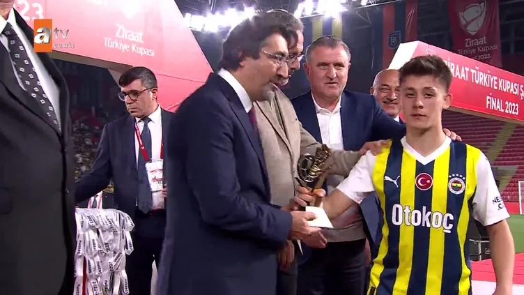 Final maçının en değerli oyuncusu Arda Güler seçildi! Genç yıldıza özel kutlama