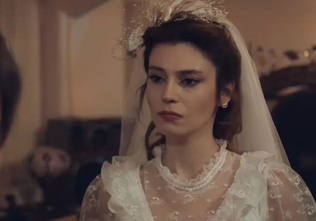 dilek-tasi-6-bolum-izle-kanal-d-dizi-izle-ekrani-ile-dilek-tasi-6-bolum-tek-parca-full-hd-izle-figen-hapiste-c-1697122922325.jpg Figen hapiste, Cemre yetimhanede! DİLEK TAŞI 6. BÖLÜM İZLE: Kanal D dizi izle ekranı ile Dilek Taşı 6. bölüm tek parça, full HD izle!-4