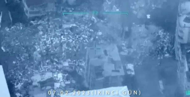 AKINCI ve TB2'nin gözünden yüzyılın felaketi! Arama kurtarma faaliyetleri gökyüzünden koordine ediliyor-6