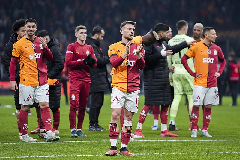 Galatasaray'da veda zamanı! Yıldız futbolcularla yollar ayrılacak - 5