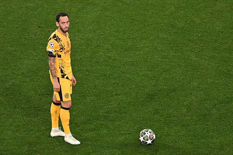 Galatasaray'dan transferde ters köşe! O tarihte teklif yapılacak - 3