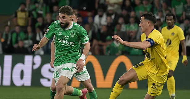 Beşiktaş ve Galatasaray'ın Zuriko Davitashvili kapışması