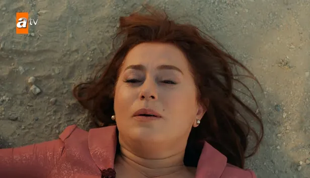 kol-kirilir-yen-icinde-kalir-bir-zamanlar-cukurova-101-bolum-fragmani-kapana-kisilip-enselenecek-1623387363531.jpg Kapana kısılıp enselenecek! Bir Zamanlar Çukurova 101. bölüm fragmanı: Kol kırılır yen içinde kalır-4