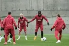 Galatasaray Rize'ye 3 eksikle gitti!