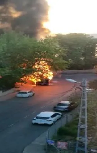 SON DAKİKA: Sarıyer'de korku dolu anlar! İETT otobüsü alev alev yandı