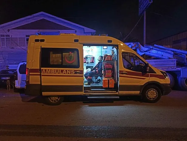 ankarada-atik-donusum-tesisinde-korkutan-yangin-alevler-geceyi-aydinlatti-1624910753504.jpeg Ankara'da atık dönüşüm tesisinde korkutan yangın! Alevler geceyi aydınlattı-4