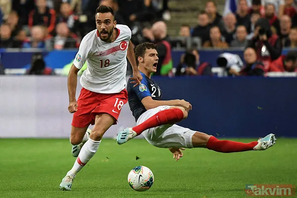 Sarı-Lacivertliler Ahmed Kutucu, Kenan Karaman Ve Halil Dervişoğlu İle Temasta...