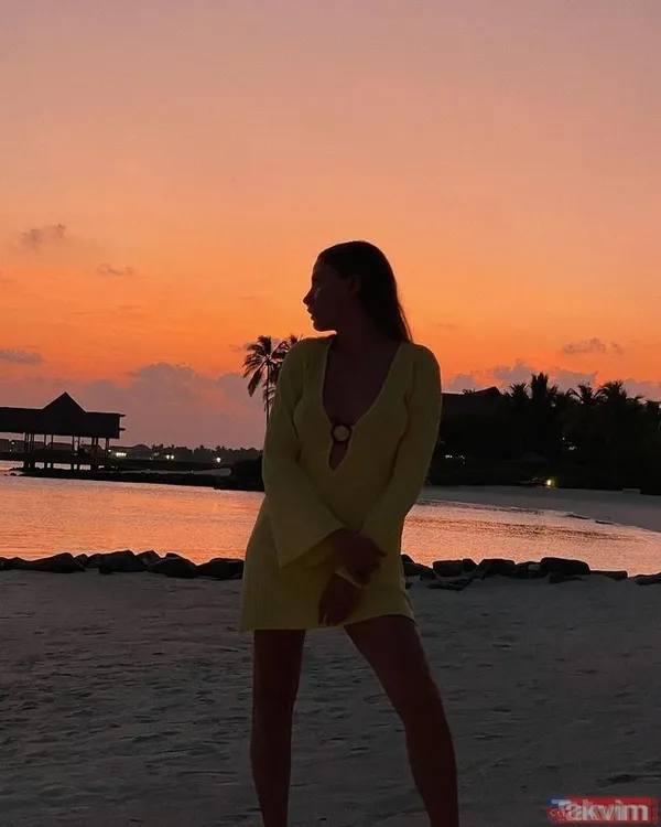 Serenay Sarıkaya'nın kırmızı mayolu pozlarına Demet Akalın'dan sosyal medyayı karıştıran yorum! "Fotoğrafları çeken kişi..." - 6